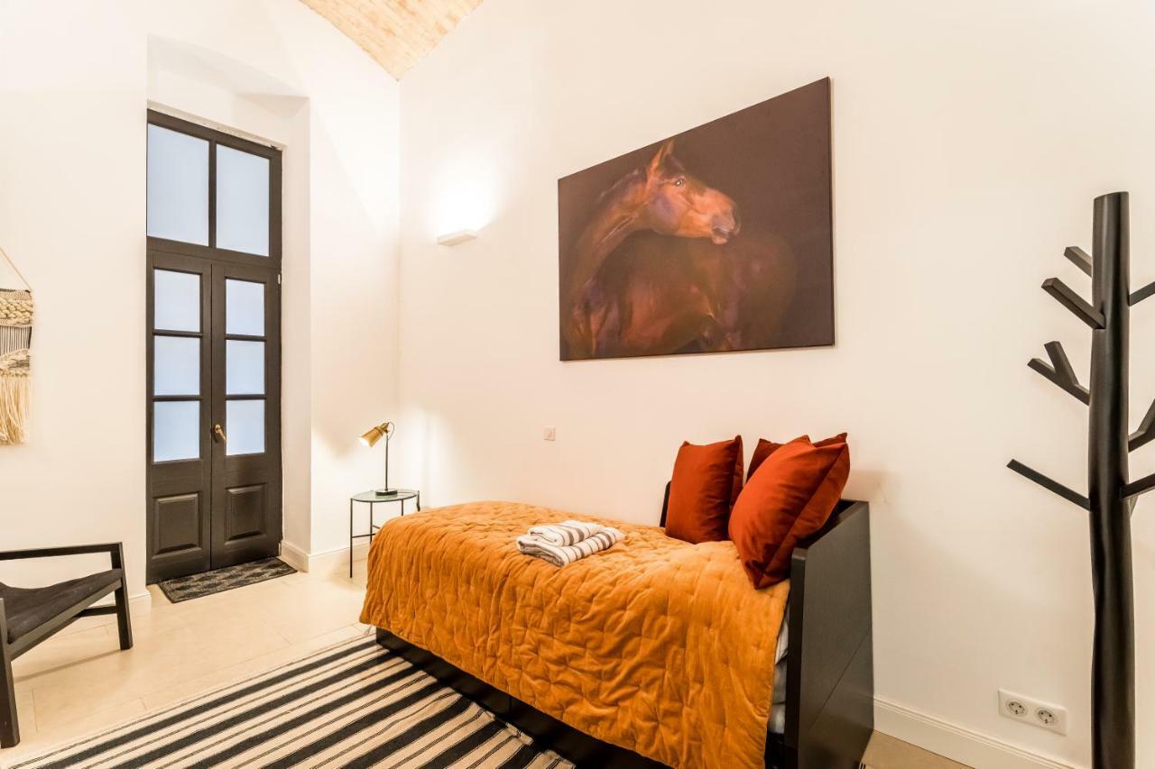 Urban Stable Luxury Apartments Budapest Exterior photo